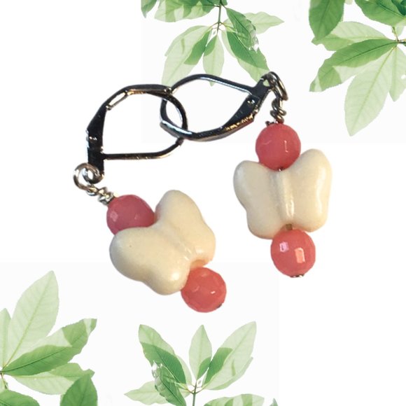 🍒Butterfly  Earrings With Pink Sparkling Beads  W/ 925  STERLING SILVER Hooks🐥 - Picture 1 of 3